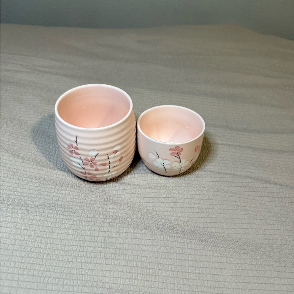 Dinnerware Set - Picture 4 of 4